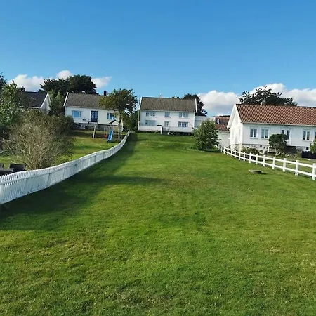 Unique House With Private And Spacious Outdoor Area